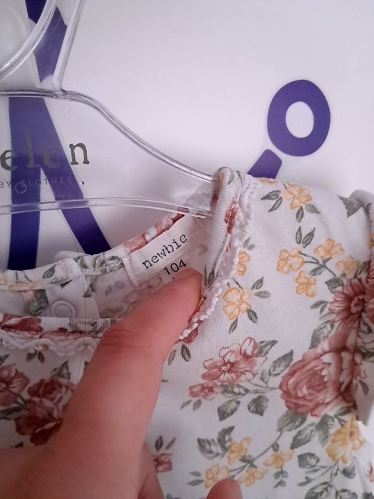 Sukienka 104 Newbie