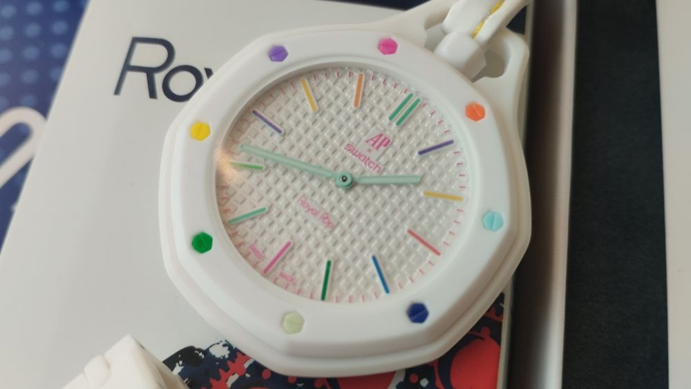 Zegarek automat Audemars Piguet x Swatch Royal Pop ceramika