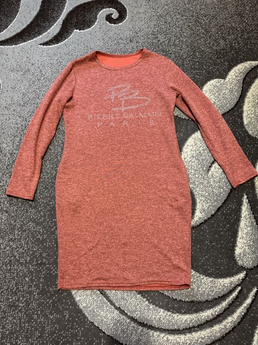 сукня жіноча