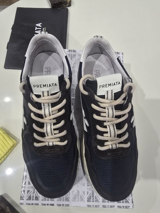 Красівки Premiata 42