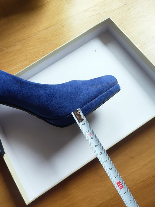 NOWE Szpilki szafirowe, chabrowe, kobaltowe