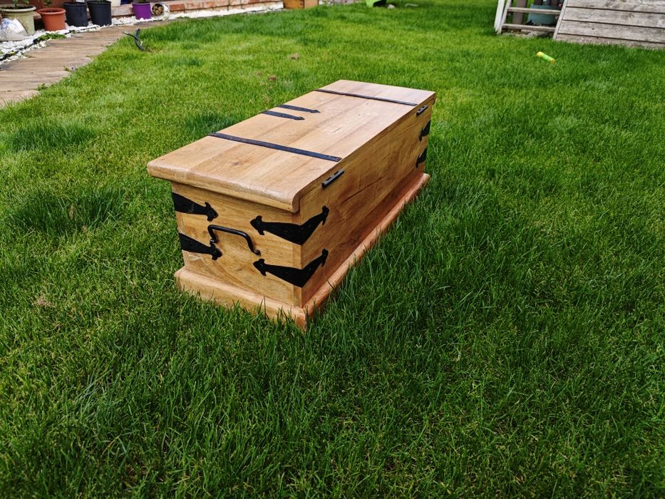 Skrzynia drewniana z litego drewna Mango okucia metal loft 80 x 30 cm