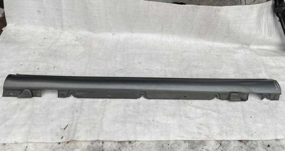 Mercedes C Klasa W205 Listwa Progowa Lewa