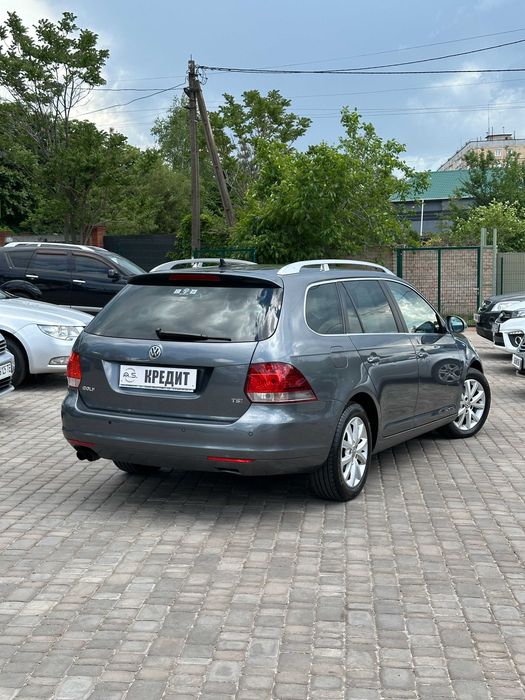 Продам Volkswagen Golf 2013 рік можлива розстрочка,кредит,обмін!
