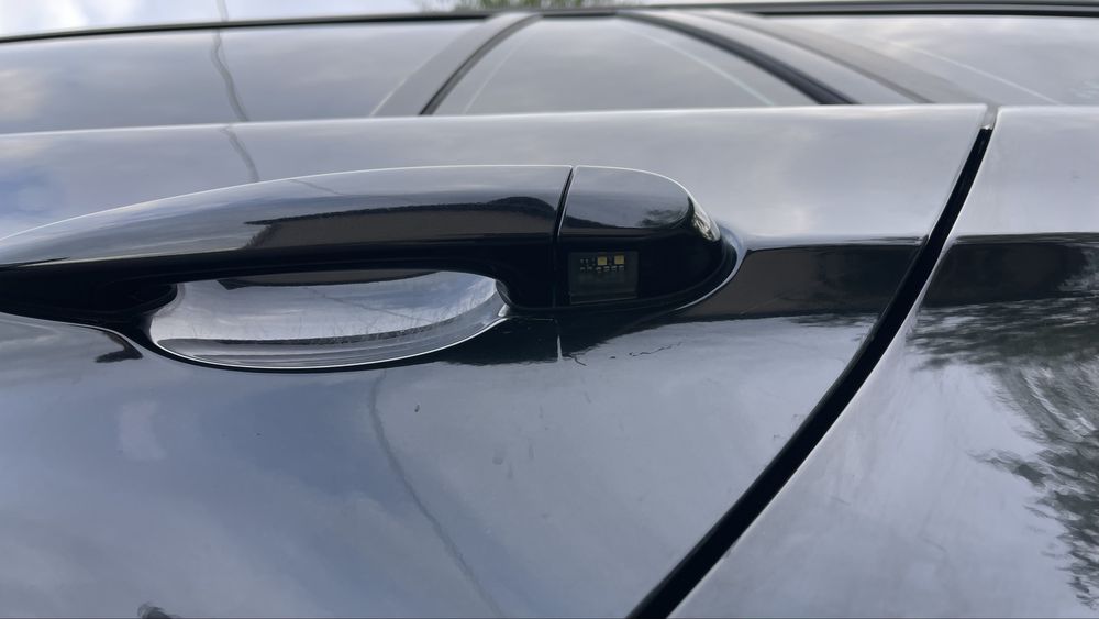 Продаю Bmw e91 320i