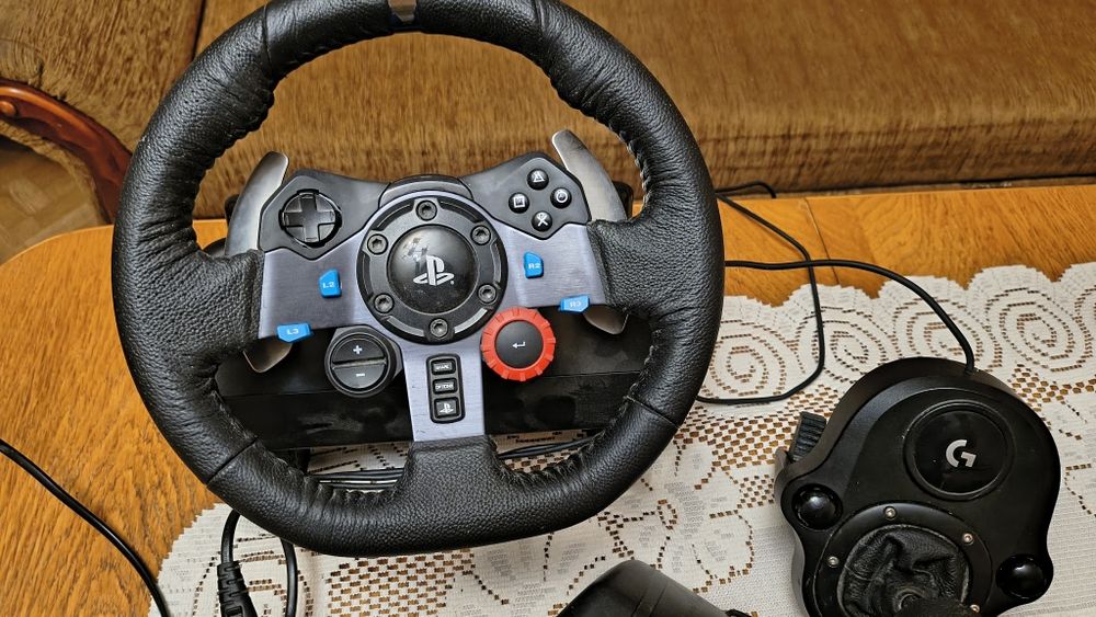 Logitech g29 z shifterem