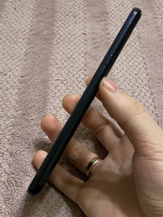 Телефон LG Q60 3/64gb NFC (рідкий  екземпляр)