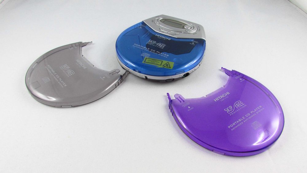 HITACHI Personal CD Player & Car Kit Odtwarzacz Discman Walkman DAP772