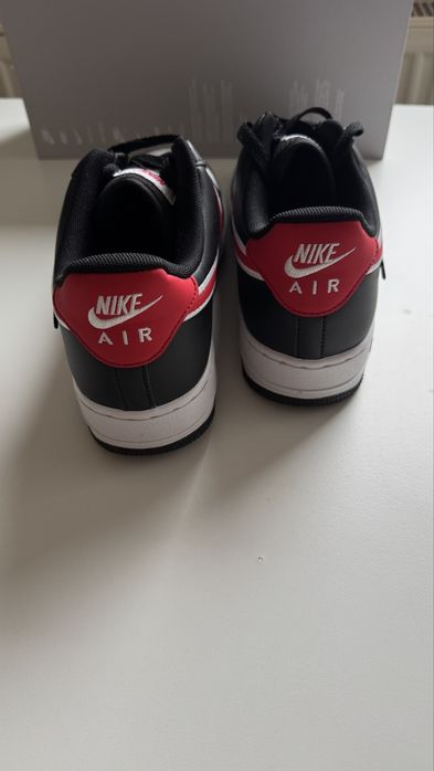 Nike Air Force 1 ’07 Next Nature “Black/University Red” |Rozmiar 42.5|