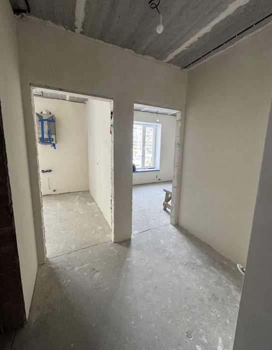 Продаю затишну 1-кімнатну квартиру в новому ЖК на Заболотного!