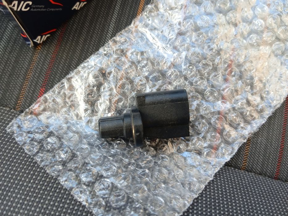 Датчик ABS задній на Ford C-Max Mk1 2003-2010