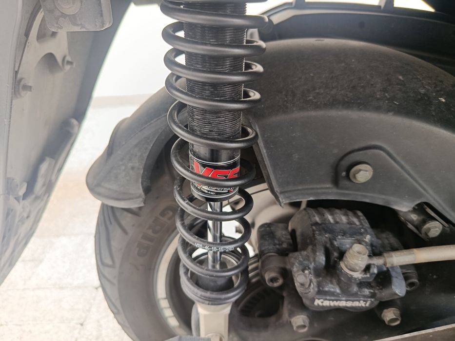 Scooter Kawasaki j300 com variador Polini muito extras impecável