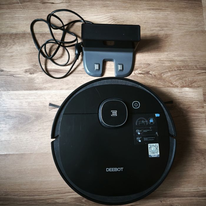 Robot, odkurzacz sprzątający Deebot Ozmo 950