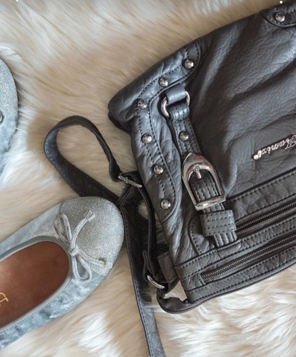 NOWE UNISA srebrne baleriny brokat welur skóra 37