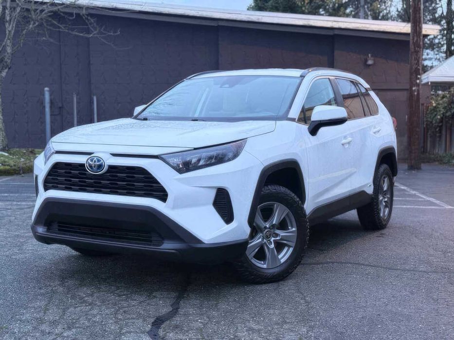 Toyota RAV4      2022