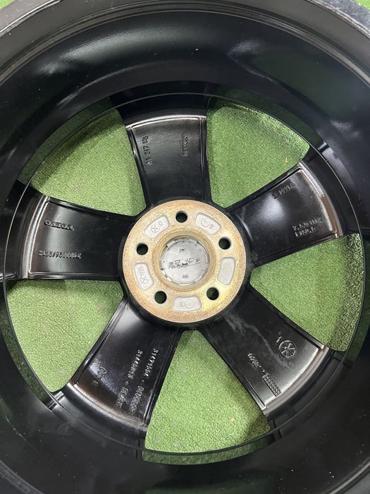 Komplet alufelg oryginał VOLVO 5x108 19"