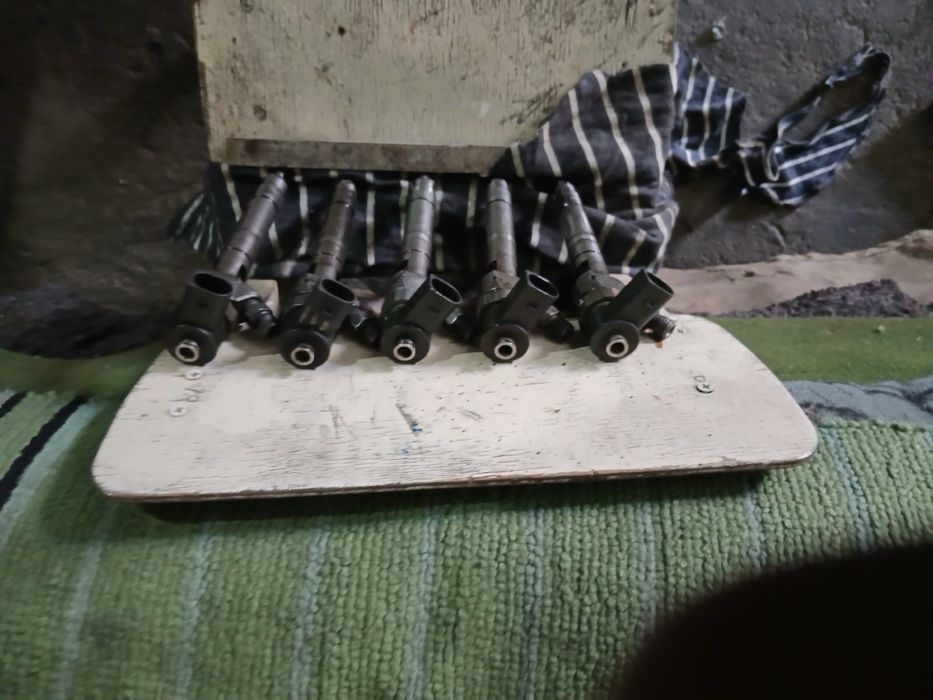 Продам форсунки.