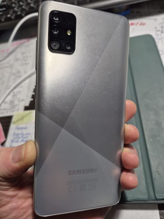 телефон Samsung A51