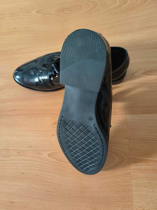 Sapatos Seaside Tam. 40 (Novos)