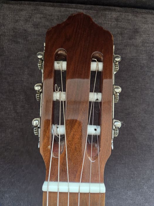 Guitarra Mervi Rafael Molina 1972