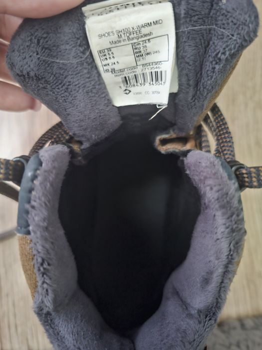 Zimowe buty turystyczne