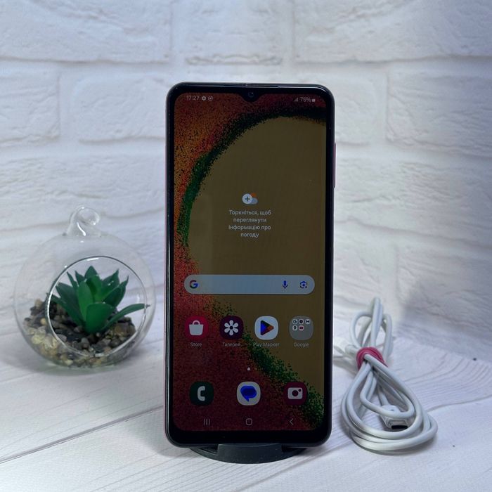 Продам телефон Samsung A04S 4/64Gb NFC в гарному стані