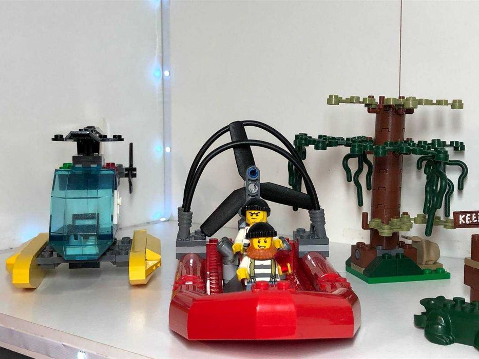 LEGO 60068 Crooks' Hideout - CITY 2015