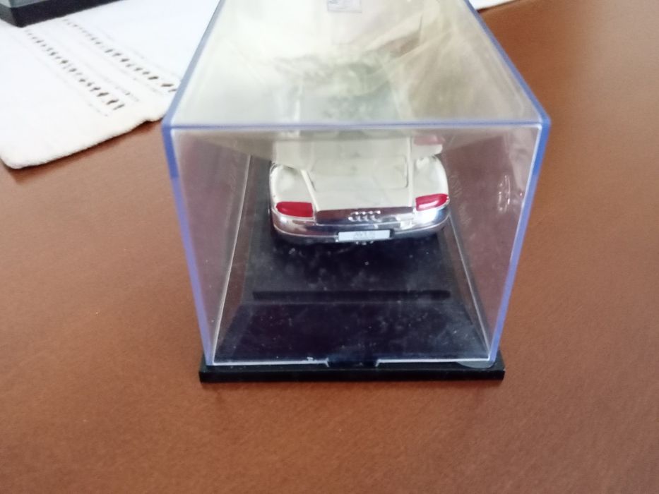 Audi AVUS quattro 1 43