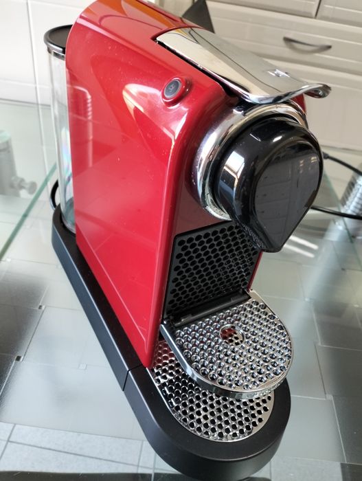 Nespresso CitiZ Cherry Red