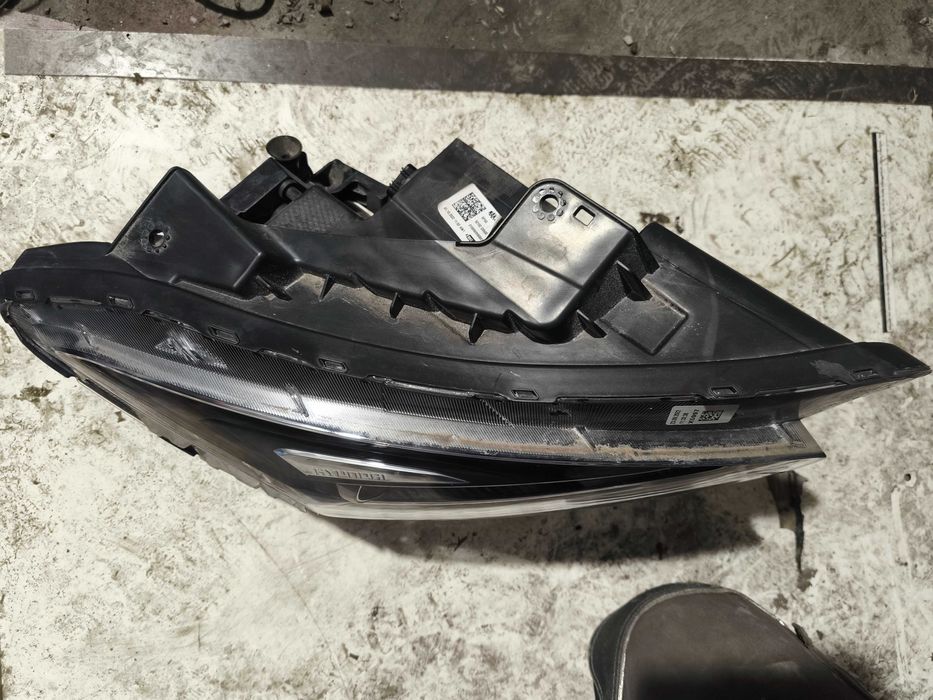 Reflektor Hyundai bayon 2022r