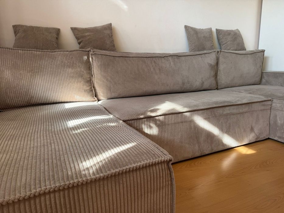 Kanapa w kształcie litery U