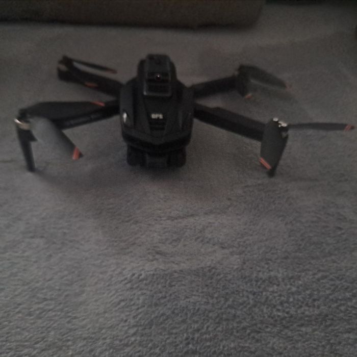 Dron V168 komplet