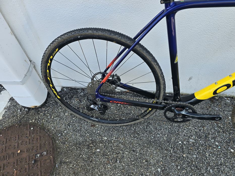 Orbea terra de carbono 11x1v m