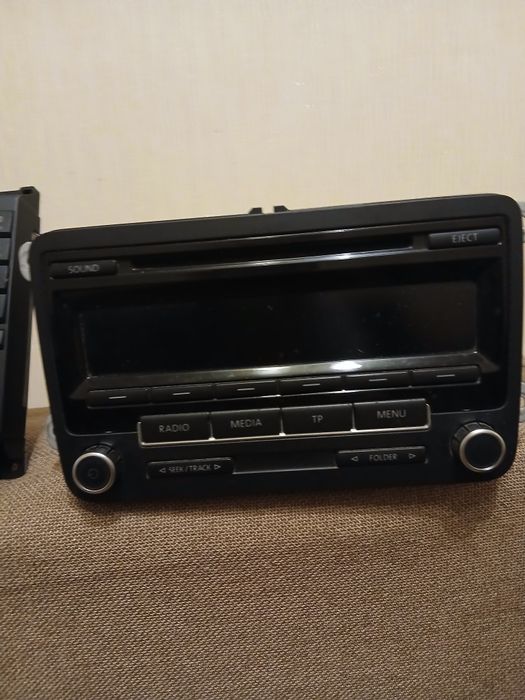 Автомагнітоли VW Golf 5/6 zenec, Bosh  VW radio , Mercedes  MR2510  Sprinter
