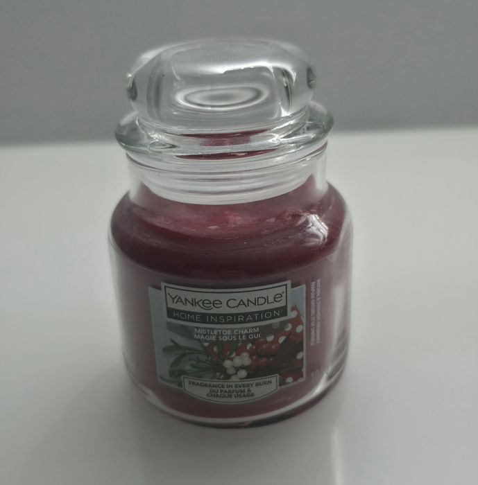 Yankee Candle Mistletoe Charm 104g