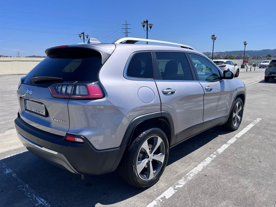 Jeep Cherokee 2.2 D Limited513907656229529602