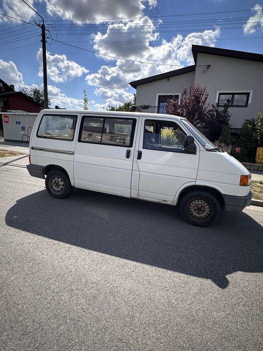 Volkswagen Transporter T4 1.9 D | 1996 | 3-osobowy | Hak | Przegląd do 08.05.2027