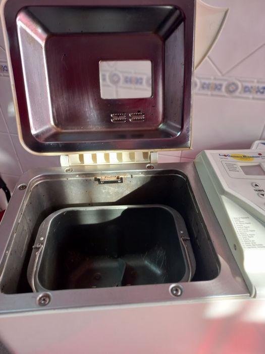 Maquina para fazer pão