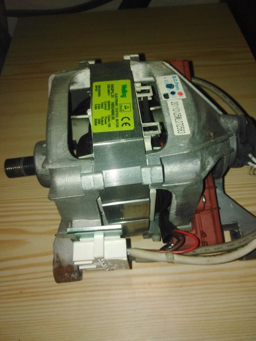 Продаются электродвигатели