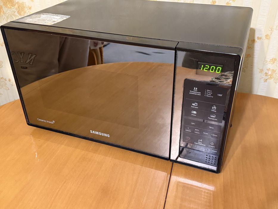 Мікрохвильова піч Samsung 1150вт б/у робоча, не відправляю!
