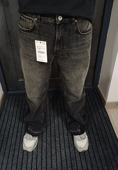 Нові чоловічі джинси Zara (Оригінал) — Графітові / Чорні з ефектом прання, розмір 38 (M/L)