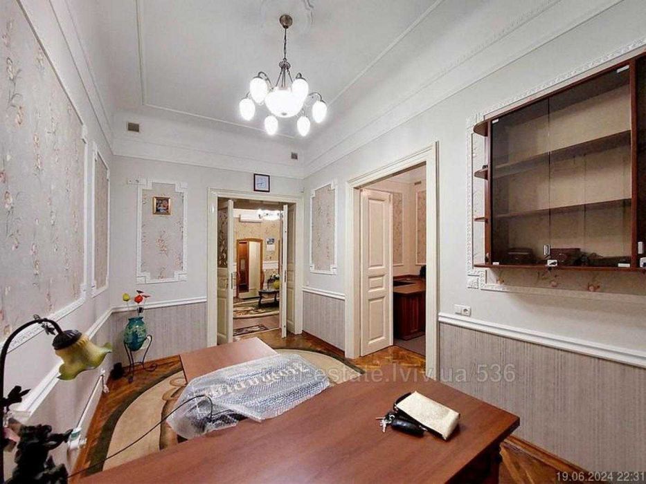 Продаж 3 кімнатної квартири, вулиця Грюнвальдська (бічна Коновальця)