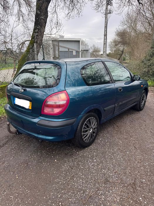 Vendo Nissan Almera 2.2 DI 110cv comercial