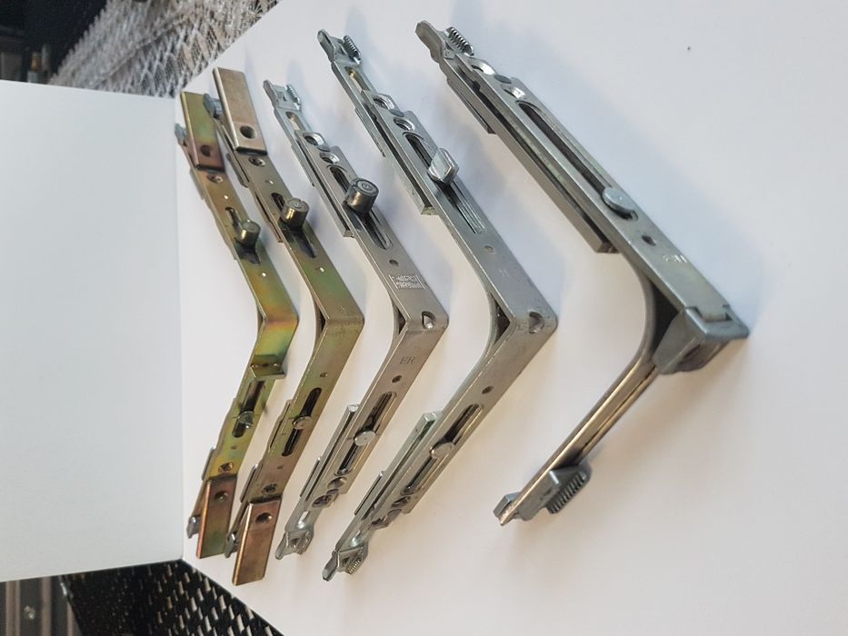 Naroznik do okna roto aubi maco siegenia różne