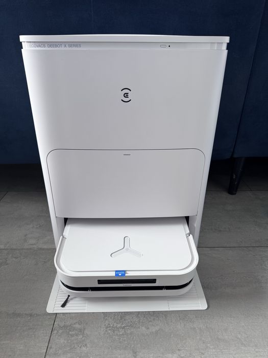 Ecovacs Deebot X5 OMNI odkurzacz automatyczny robot sprzatajacy