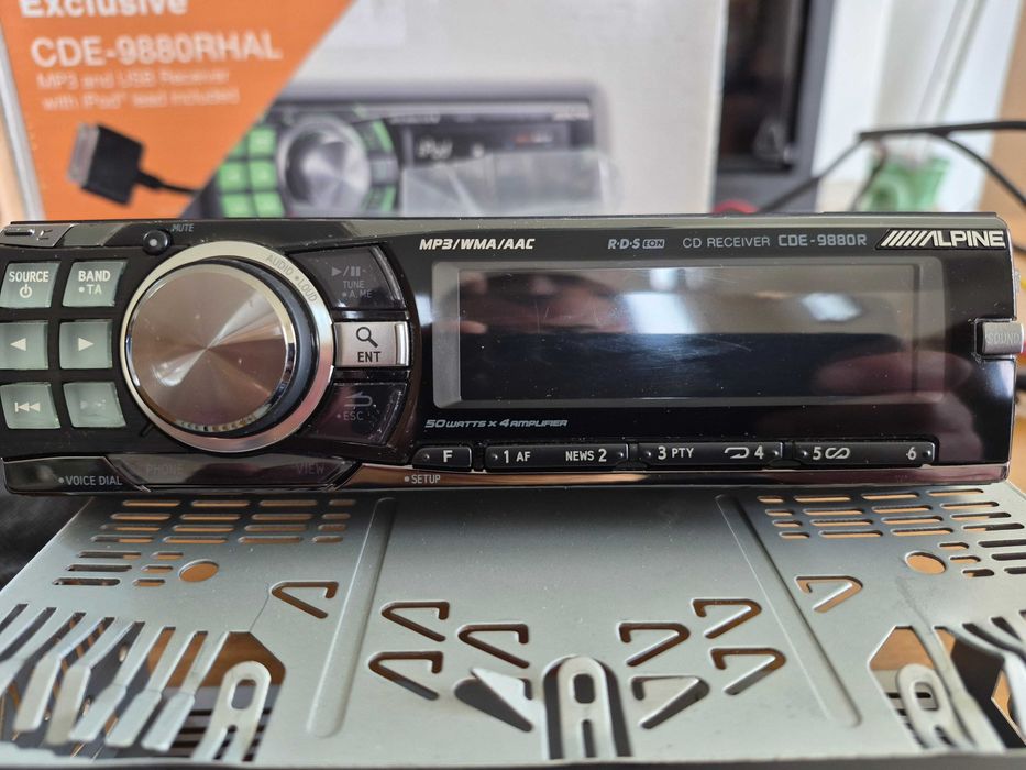 Auto-radio Alpine CDE-9880RHAL