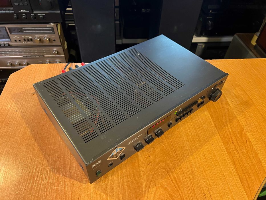Amplituner NAD 7225PE Vintage, Audio Room