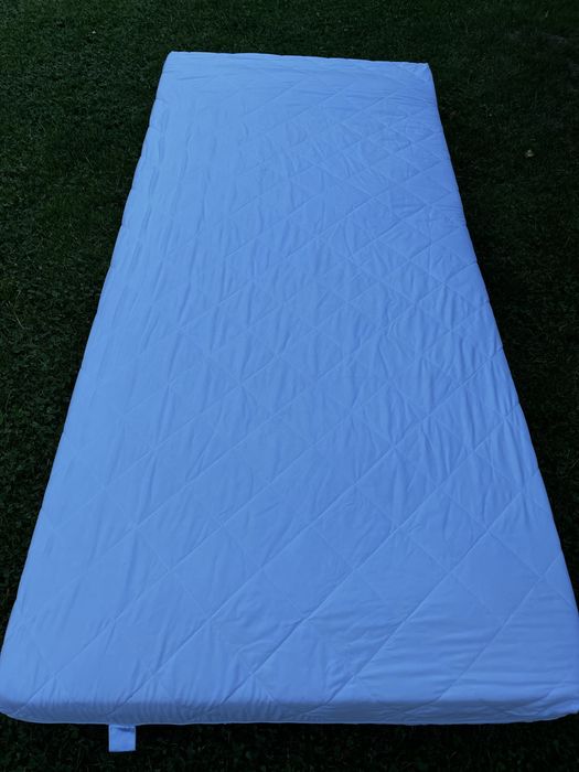 Materac 200x90 pianka i spreżyny