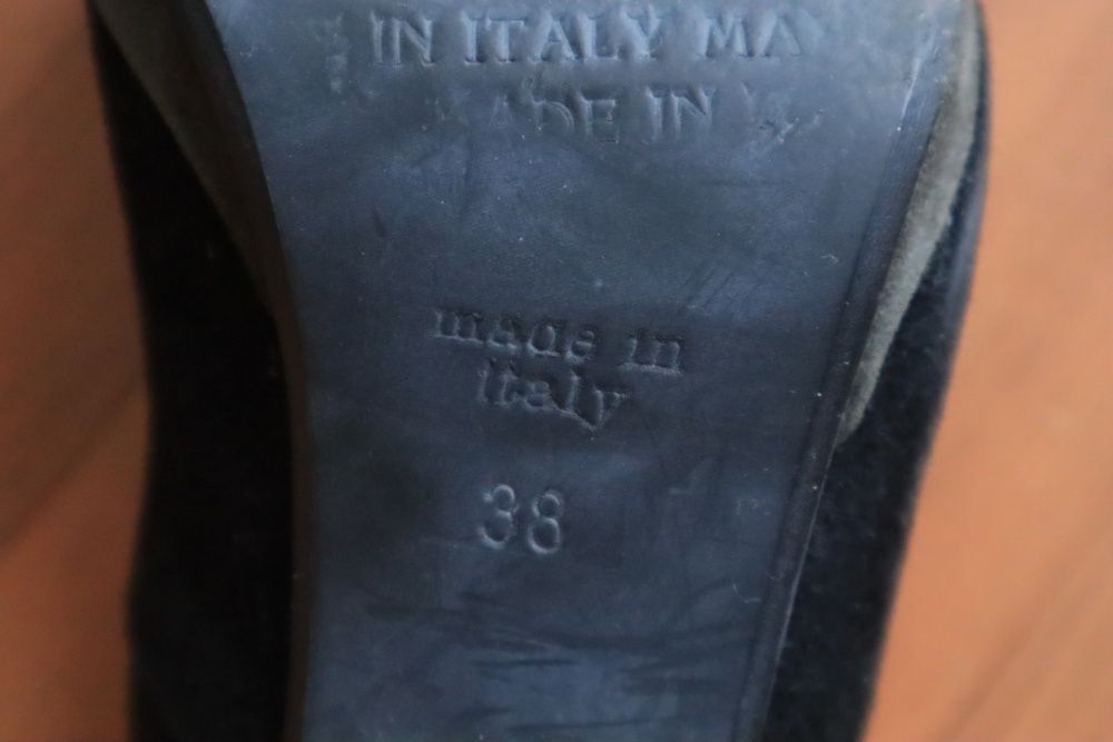 Zamszowe szpilki VENEZIA