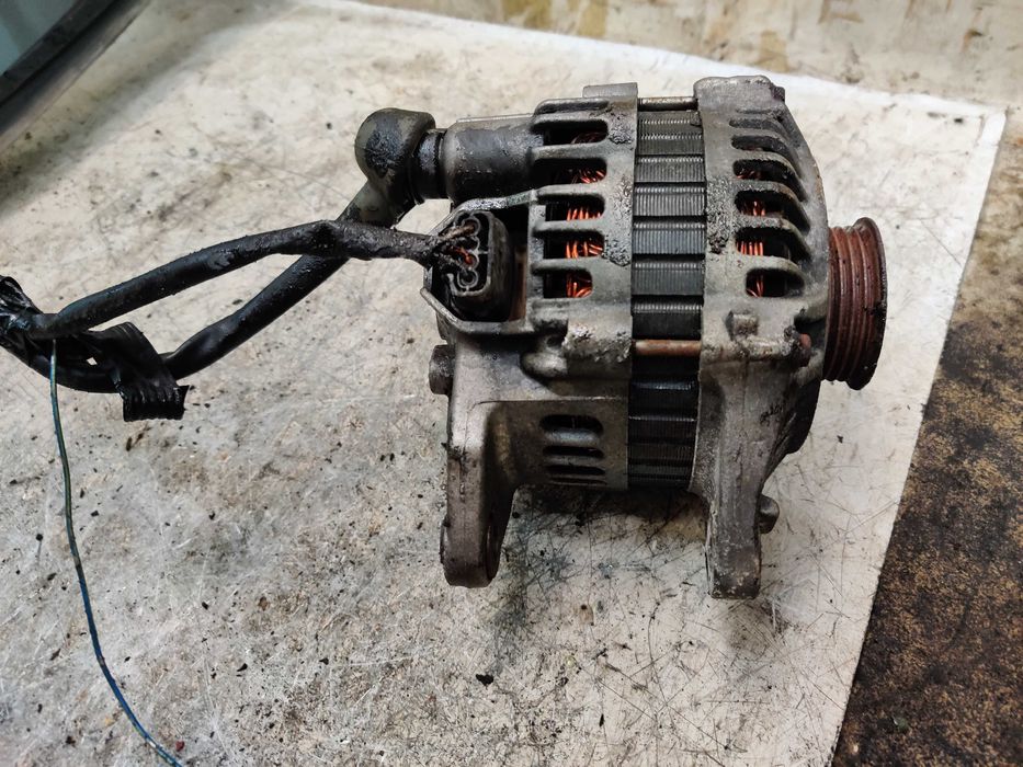 Mitsubishi Carisma 1.8B Alternator